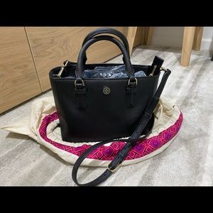 Tory Burch Black Saffiano leather Robinson mini